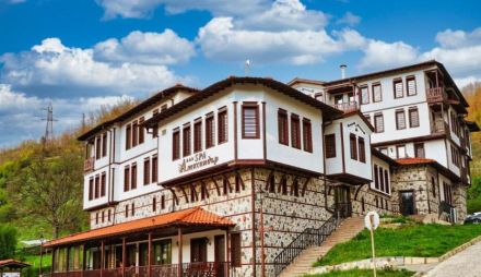 SPA complex Alexander