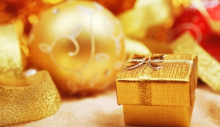 Коледа в Охрид - хотелски комплекс Метропол-Белвю ****, 2 нощувки със закуски и вечери, вкл. празнична вечеря с богато меню, музикална програма и неограничена консумация на бяло и червено вино, ракия, вода - екскурзия с автобус