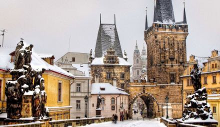 Екскурзия в ЧЕХИЯ - Коледни базари в  ПРАГА - със самолет и обслужване на български език!