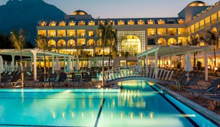KARMIR RESORT & SPA