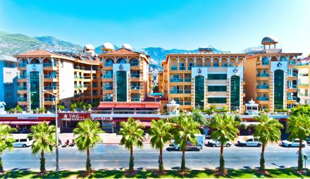 TAC PREMIER HOTEL & SPA