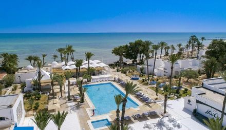 HARI CLUB BEACH RESORT