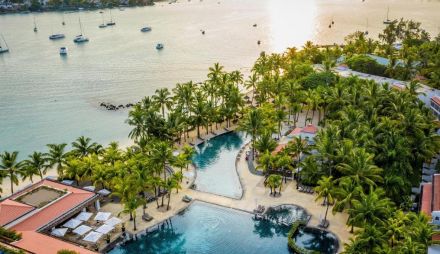 MAURICIA BEACHCOMBER RESORT & SPA