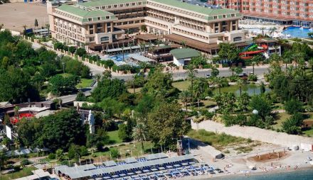 CRYSTAL DE LUXE RESORT & SPA