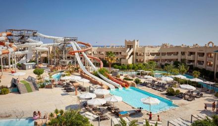 Coral Sea Water World Resort