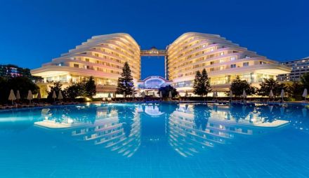 Miracle Resort Hotel 2026