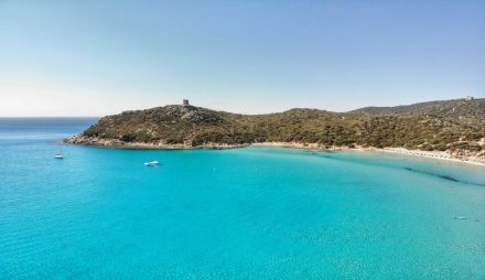 Почивка в тюркоазена Сардиния - полет от София