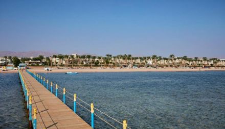 Coral Sea Water World Resort