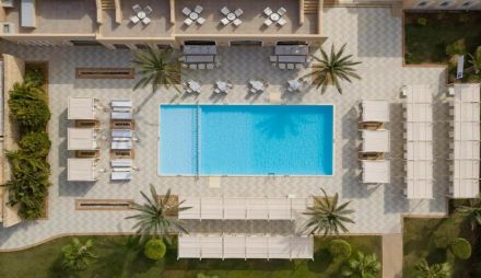 Jaz Almazino Almaza Bay Superior