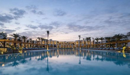 Serry Beach Resort Premium