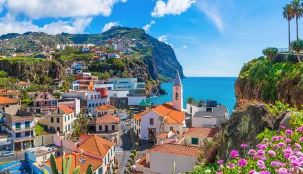 О-в МАДЕЙРА - ФЕСТИВАЛЪТ НА ЦВЕТЯТА 2026 / САМОЛЕТНА ПРОГРАМА С ДИРЕКТЕН ЧАРТЪРЕН ПОЛЕТ ОТ СОФИЯ / П