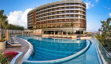 MICHELL HOTEL & SPA