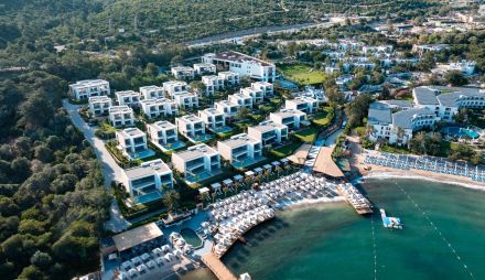 THE NORM COLLECTION DOOR'A