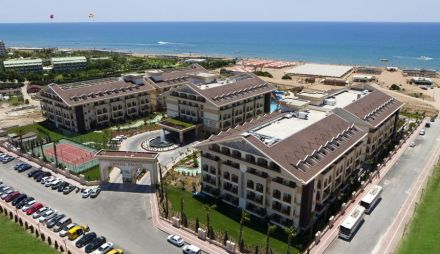 CRYSTAL PALACE LUXURY RESORT & SPA