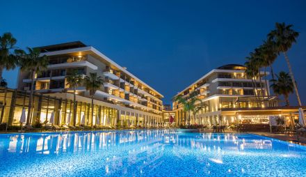 ACANTHUS & CENNET BARUT COLLECTION