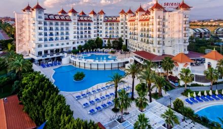 SERENIS HOTEL