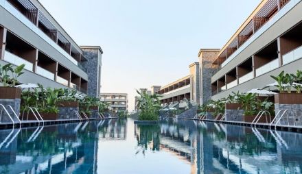 JACARANDA LUXURY RESORT